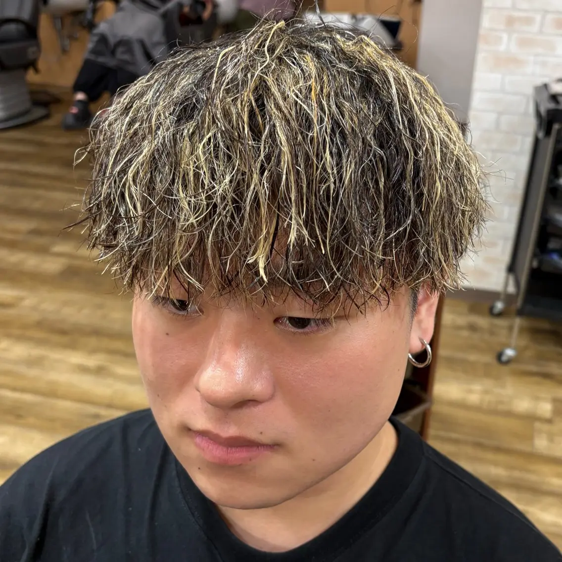 【‼️立体感抜群‼️】メンズカット＋メンズパーマ＋ハイライト［別途学割有］の写真