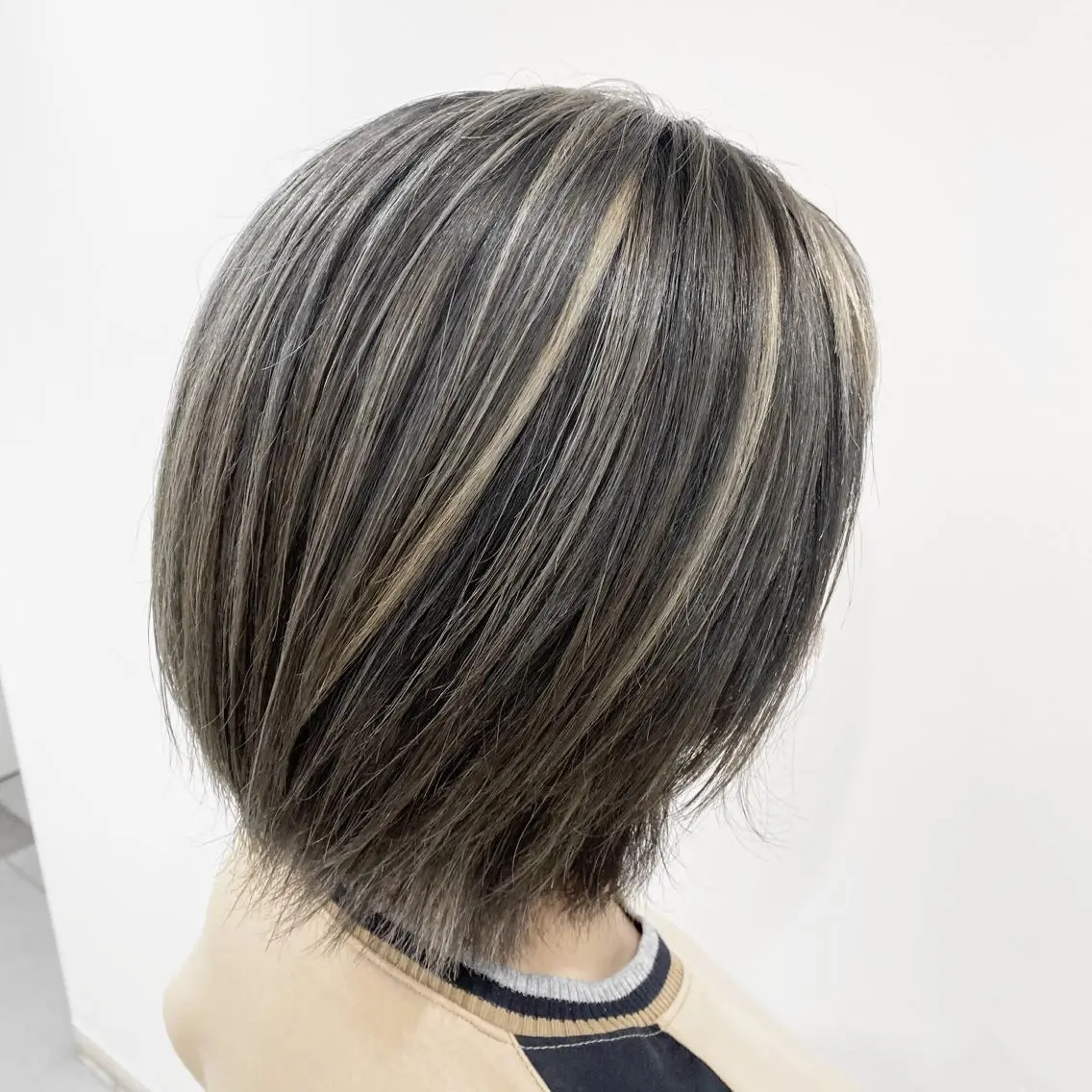 ショート カラー マンツーマン女性 美容師 奏のヘアスタイル