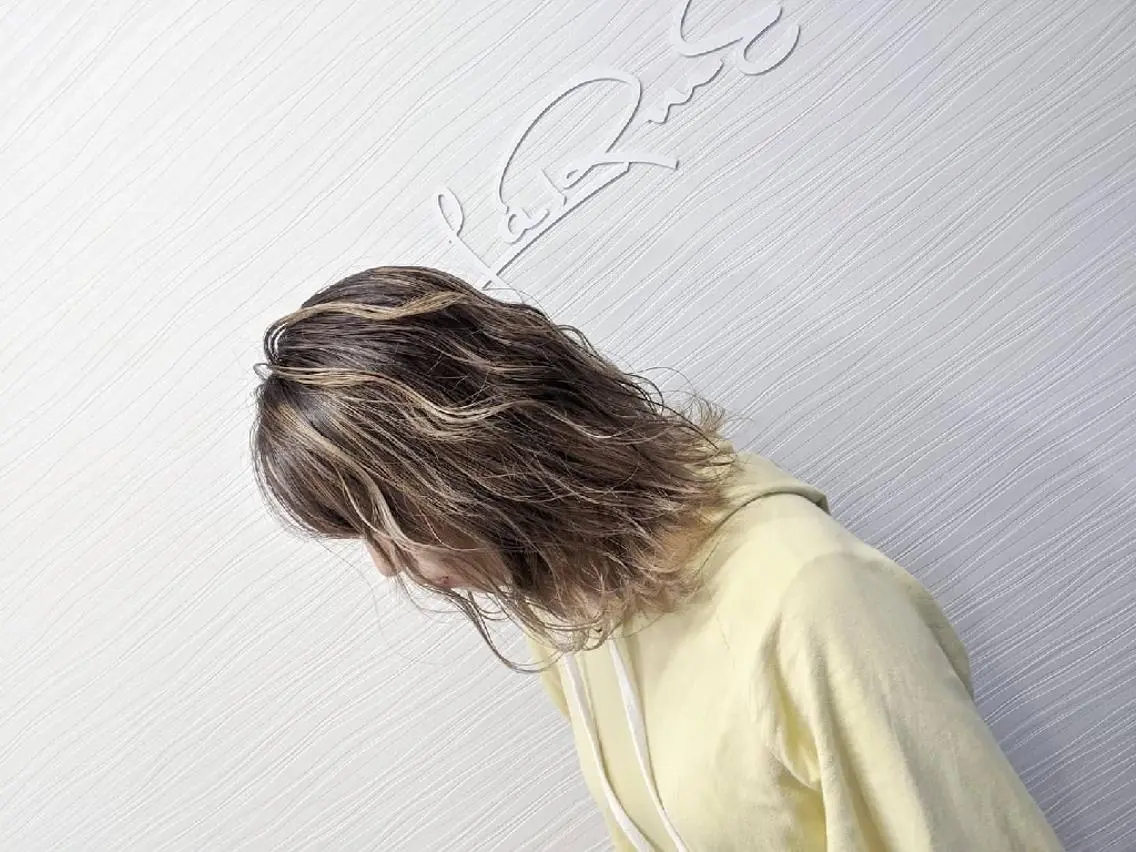 カラー セミロング バレイヤージュ レイヤーカット LaRmE 代表　HoHaRa.のヘアスタイル