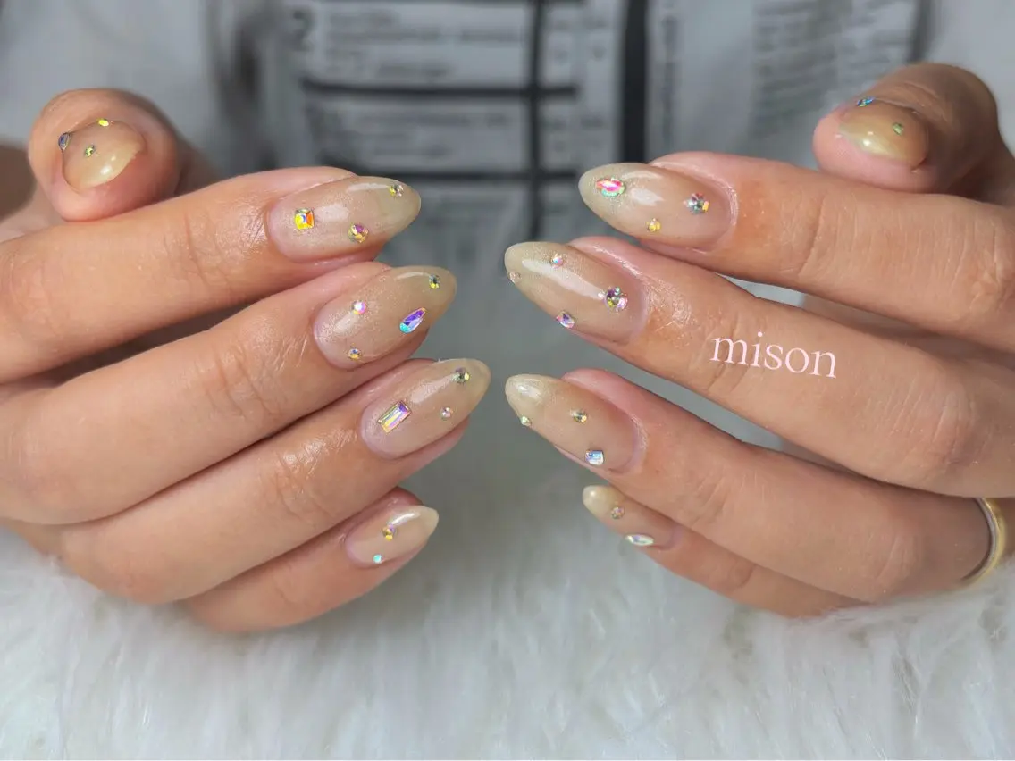 ネイル mison 安形友花のネイルデザイン