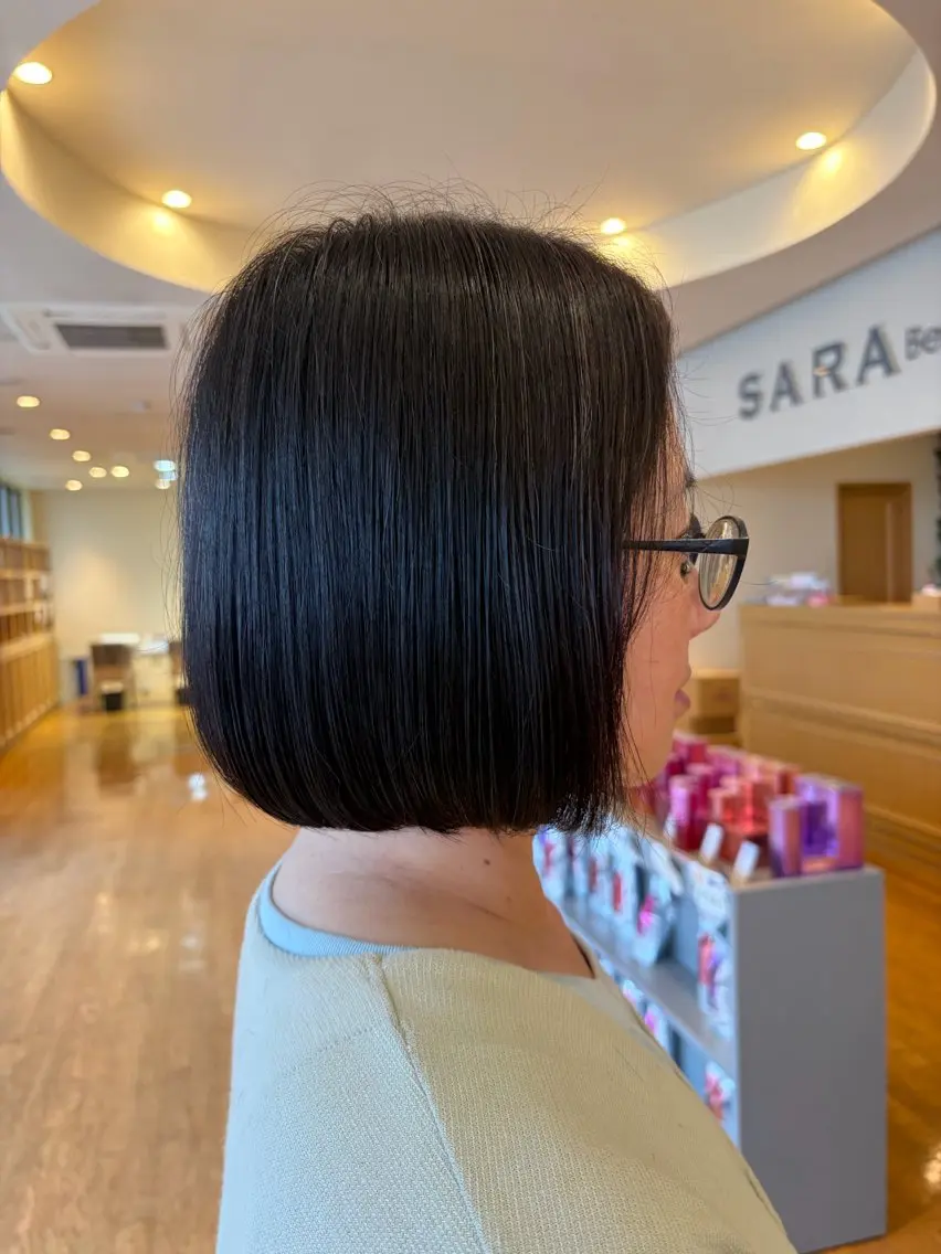 ショート ボブ カット 梶原 美保のヘアスタイル