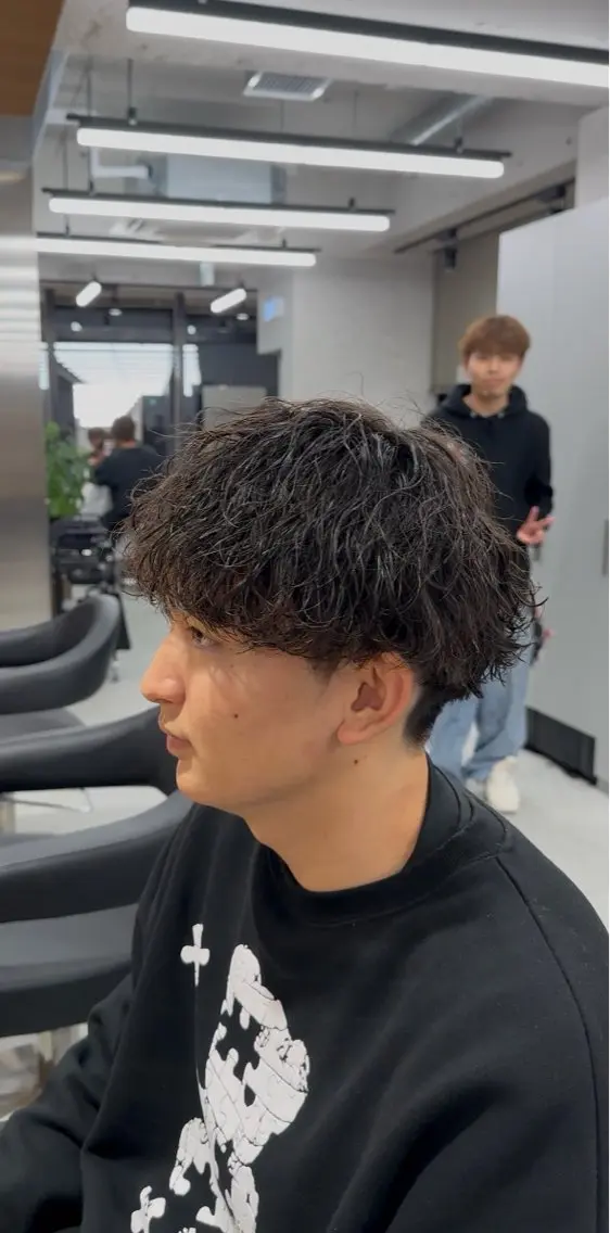 パーマ メンズ メンズハイライト メンズパーマ ツイストスパイラルパーマ 波巻きパーマ ニュアンスパーマ 🔥 メンズ 特化🔥RAIのヘアスタイル