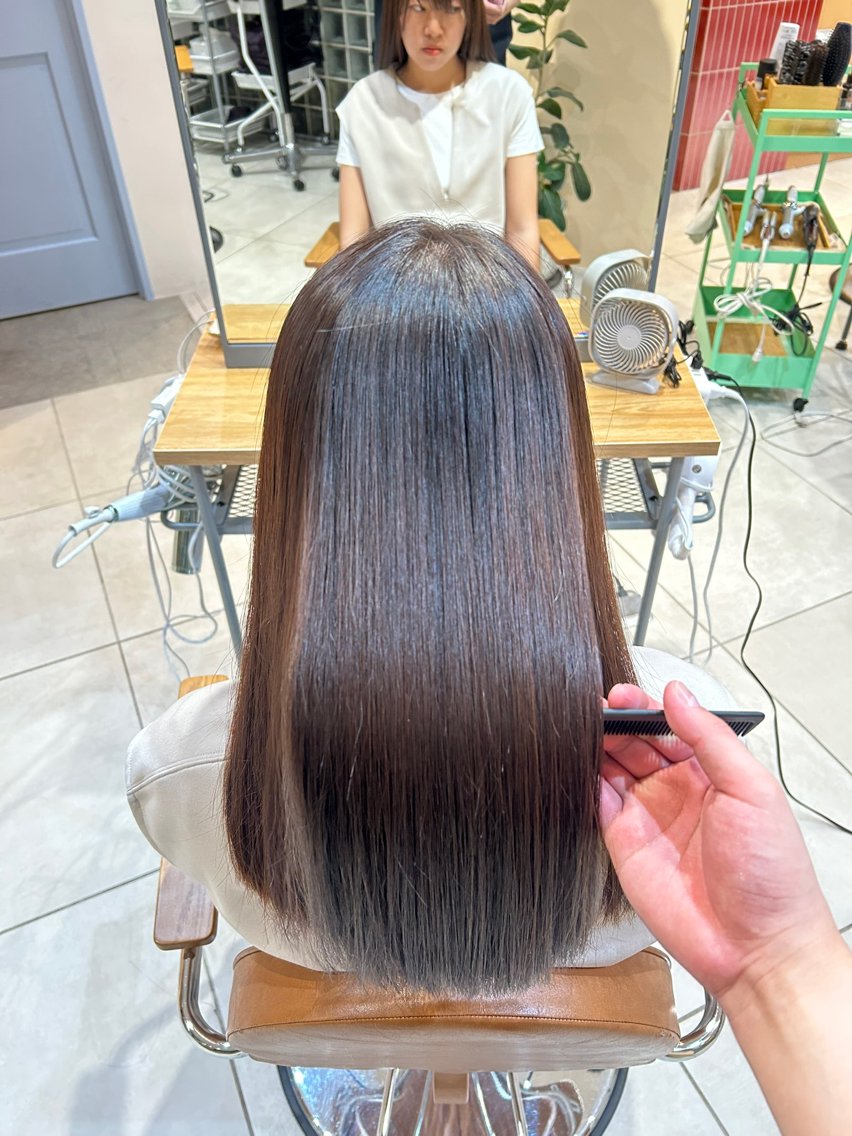 ロング カット 縮毛矯正 トリートメント 顔周り✂️レイヤー/ 髪質改善/ユウマのヘアスタイル