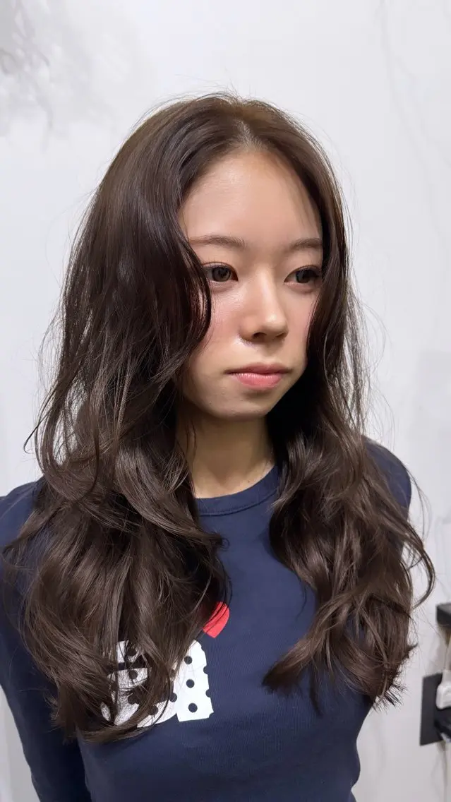 カラー ベージュカラー オリーブベージュ ヘアカラー 椎葉 祐也のヘアスタイル