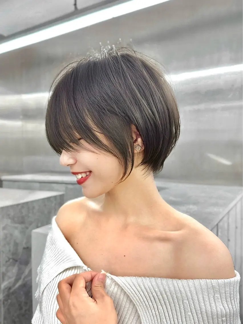 ショート 🍑韓国風レイヤー 🍑莉子のヘアスタイル