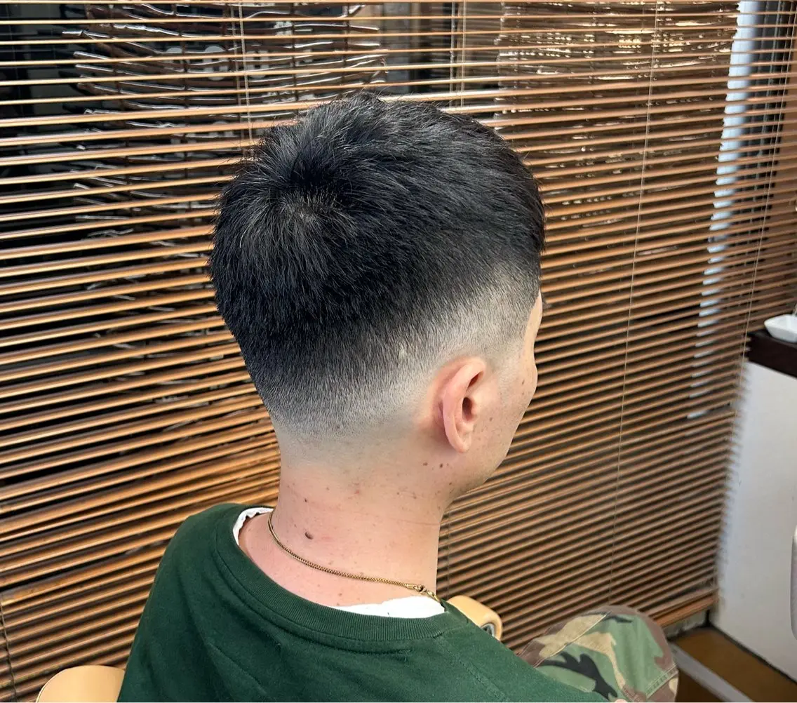 ショート メンズ フェードカット スキンフェード 新宿メンズカット✂︎ 能戸蒼生💈のヘアスタイル