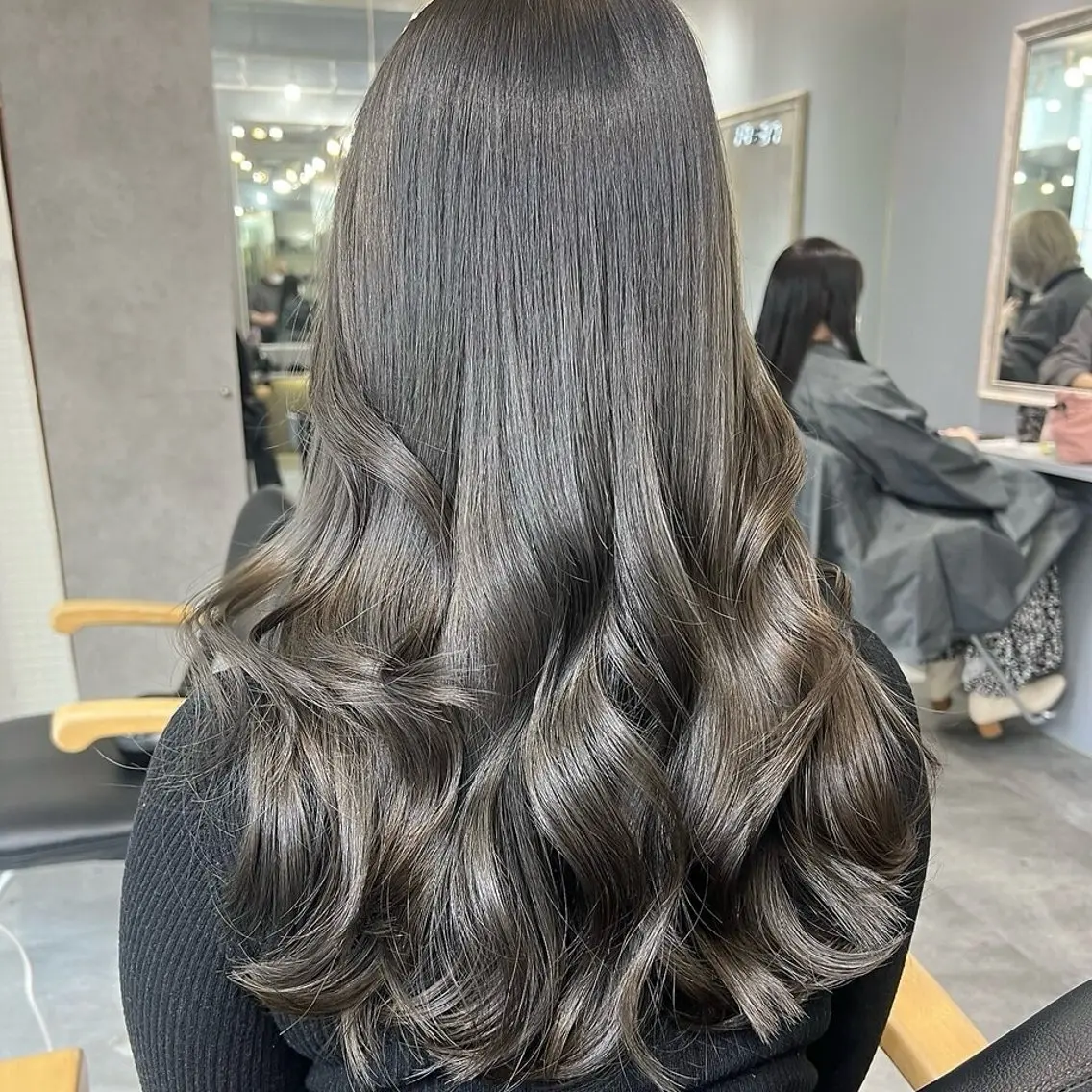 セミロング 💖ダブルカラー/ ケアカラー/レナ💖のヘアスタイル