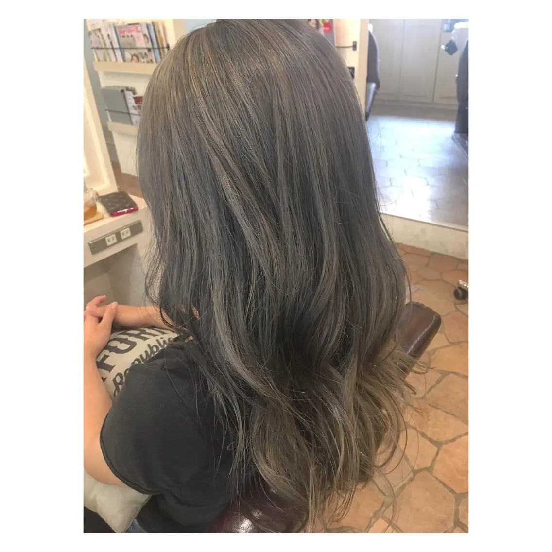 ロング カラー ヘアアレンジ アッシュ 🎀透明感カラーෆ 🪄Maikoのヘアスタイル