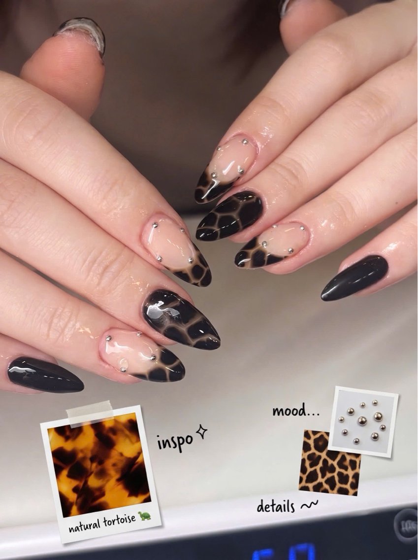 ネイル べっ甲ネイル フレンチネイル 韓国ネイル ロングネイル 持ち込み ハンドネイル Nail Salon Anのネイルデザイン