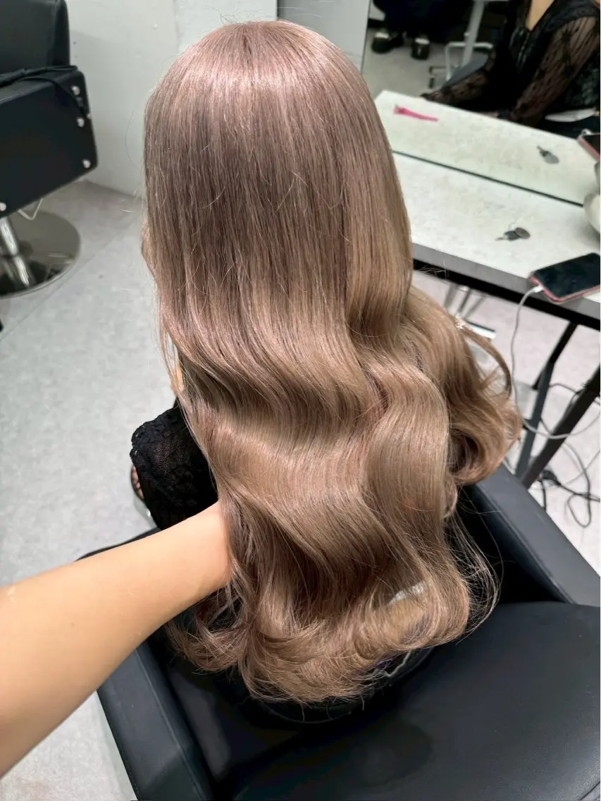 【2ヶ月以内の方限定】ブリーチリタッチ+透明感カラー🫧+トリートメントの写真