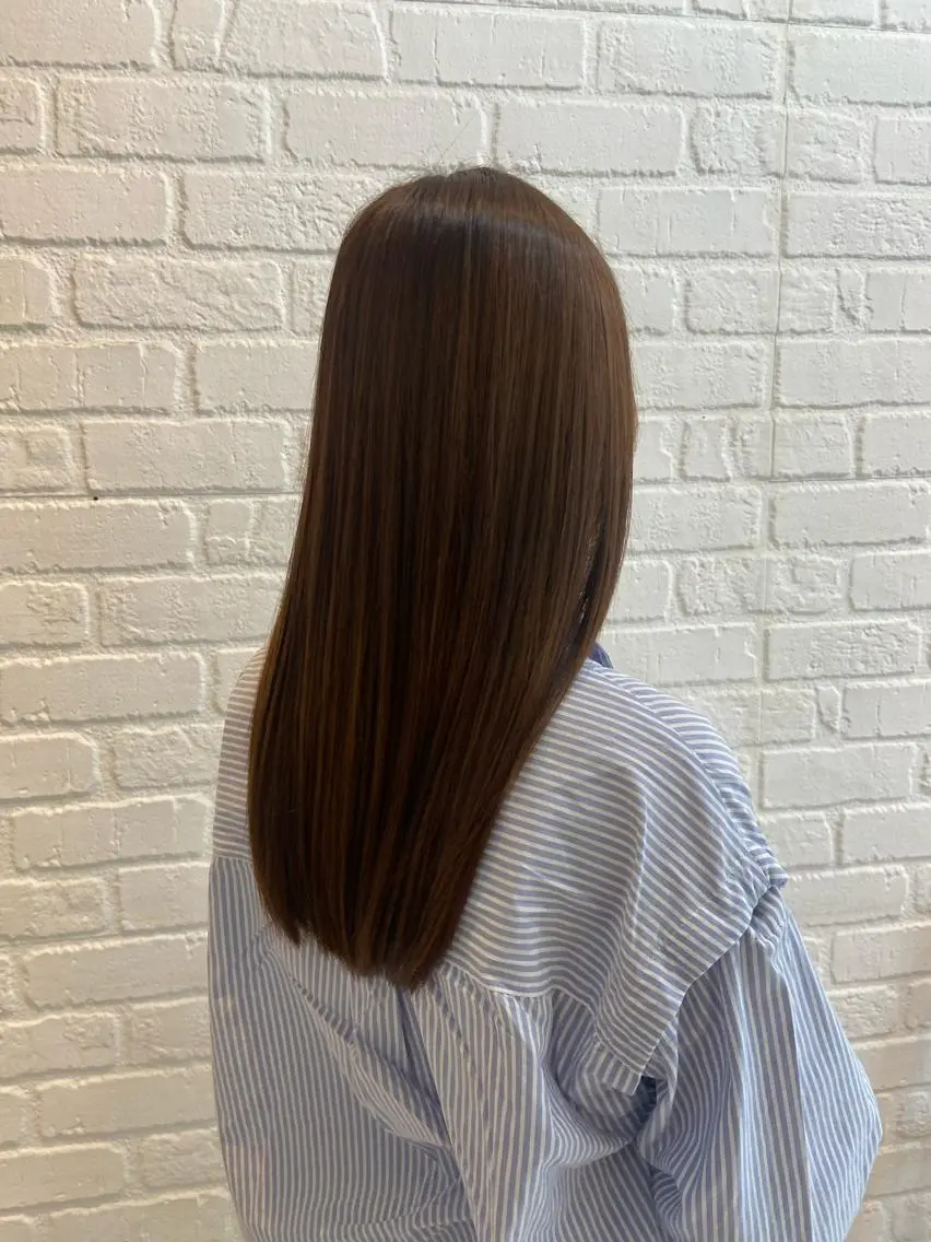 カット✂️(シャンプーブロー込)＋当店オリジナルトリートメント🧴の写真