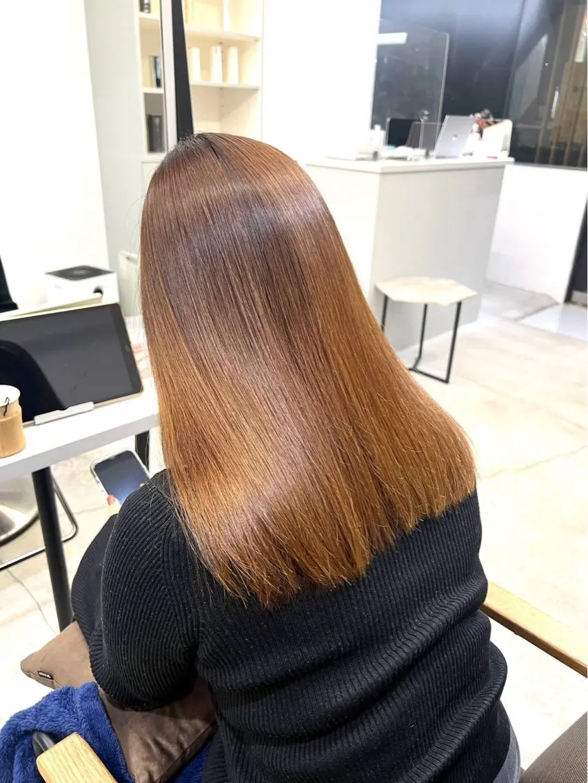 セミロング パーマ 髪質改善 レイヤーカット 縮毛矯正 トリートメント 酸性ストレート 縮毛矯正 🍒モテ暖色カラー × うる艶✧ ゆなのヘアスタイル