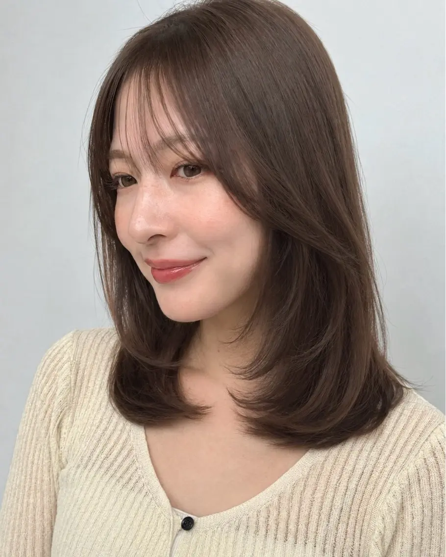 ミディアム カラー ミディアムレイヤー ブラウンカラー マロンブラウン レイヤーカット カット ヘアカラー トリートメント レイヤー🩰髪質改善 /透明感/kanaのヘアスタイル