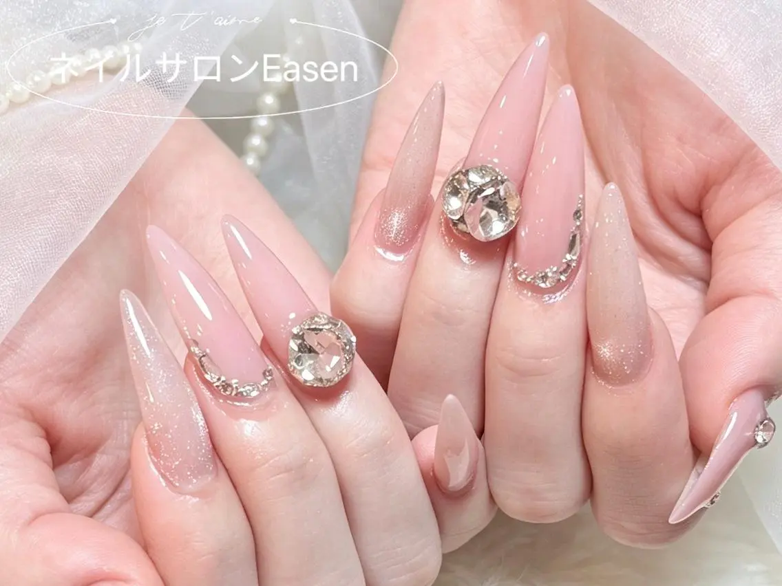 ネイル ネイルサロン Easenのネイルデザイン