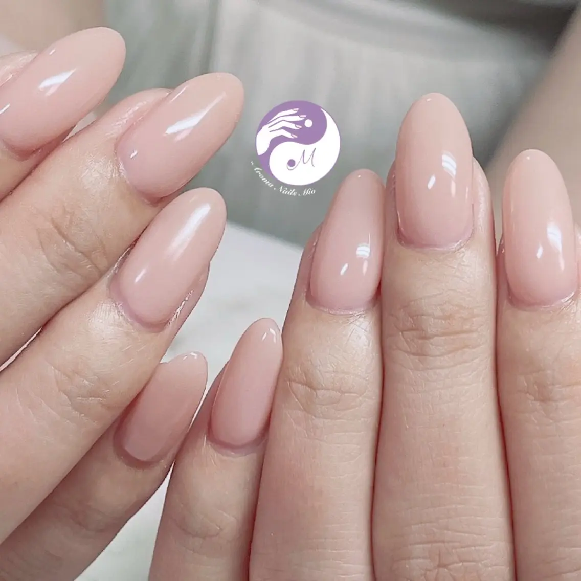 ネイル ジェルネイル ワンカラーネイル 赤色 .Nails Mio 赤羽西ネイルサロンのネイルデザイン
