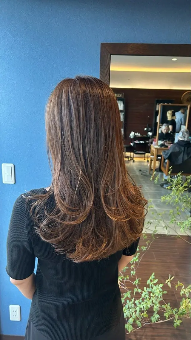 ロング レイヤーカット カット ヘアカラー 🍑Kubu🍀 Momo🍑のヘアスタイル