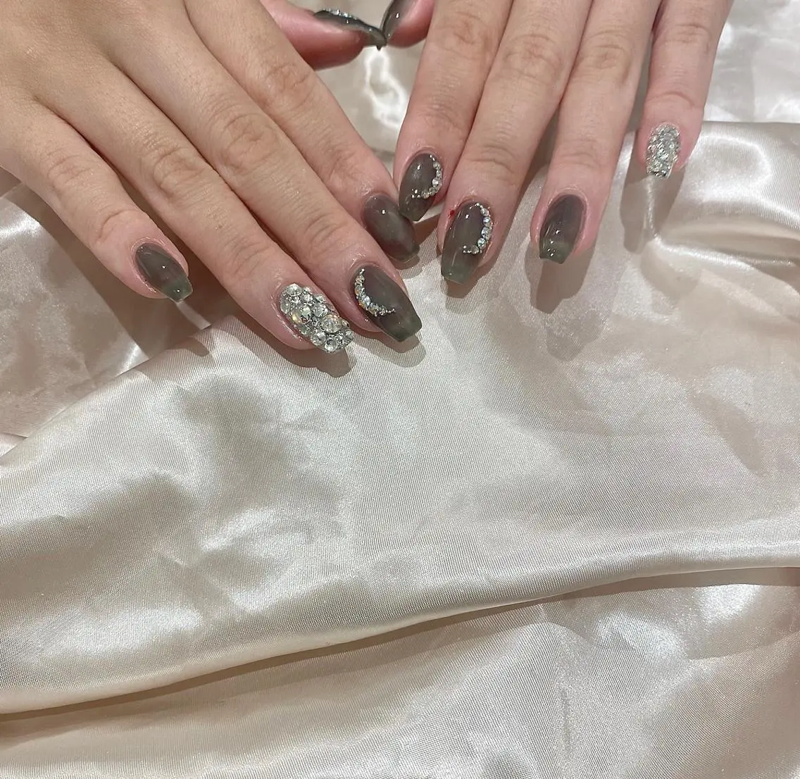 ネイル キラキラネイル ハンドネイル Mitsunaka rieのネイルデザイン
