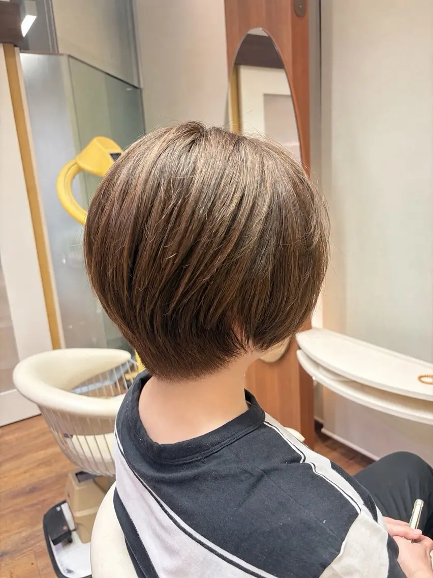 ショート やまもと かこのヘアスタイル