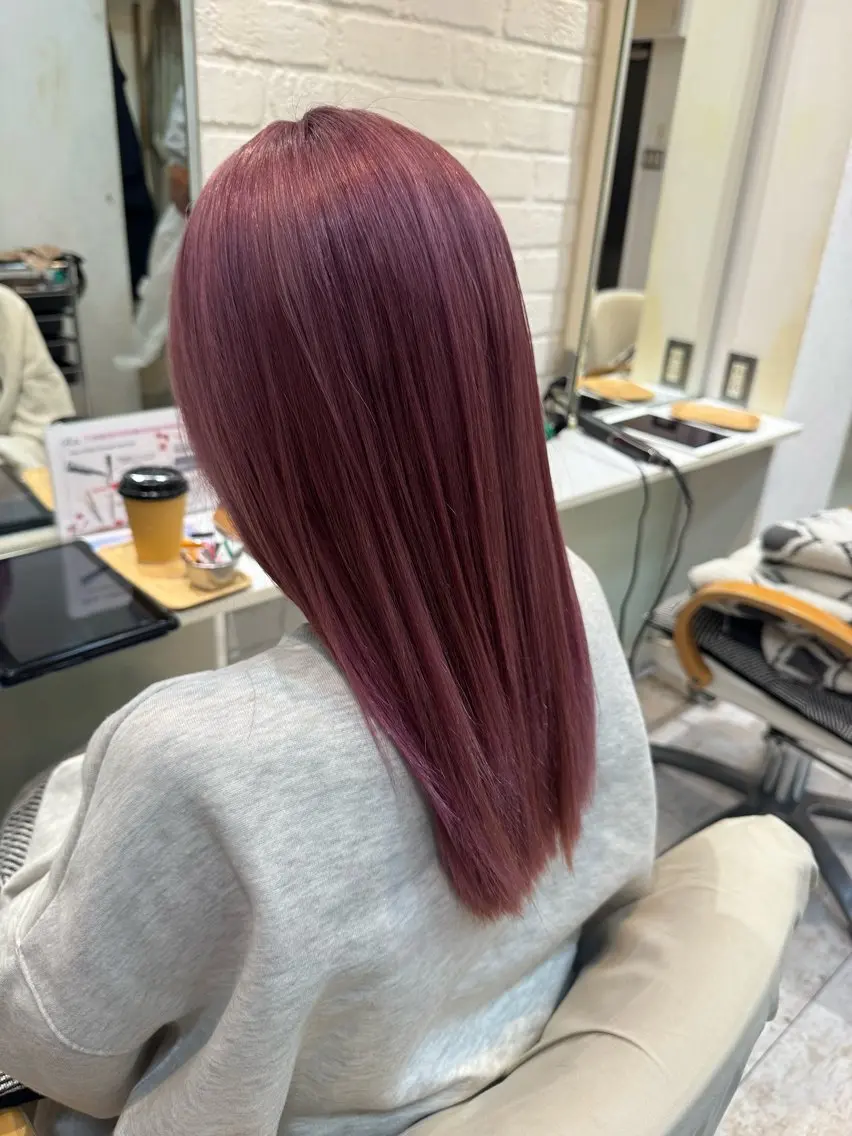 ロング カラー ベージュカラー ブリーチ ピンクカラー ピンクベージュ カラーお任せ下さい ✨️おかだまなみのヘアスタイル