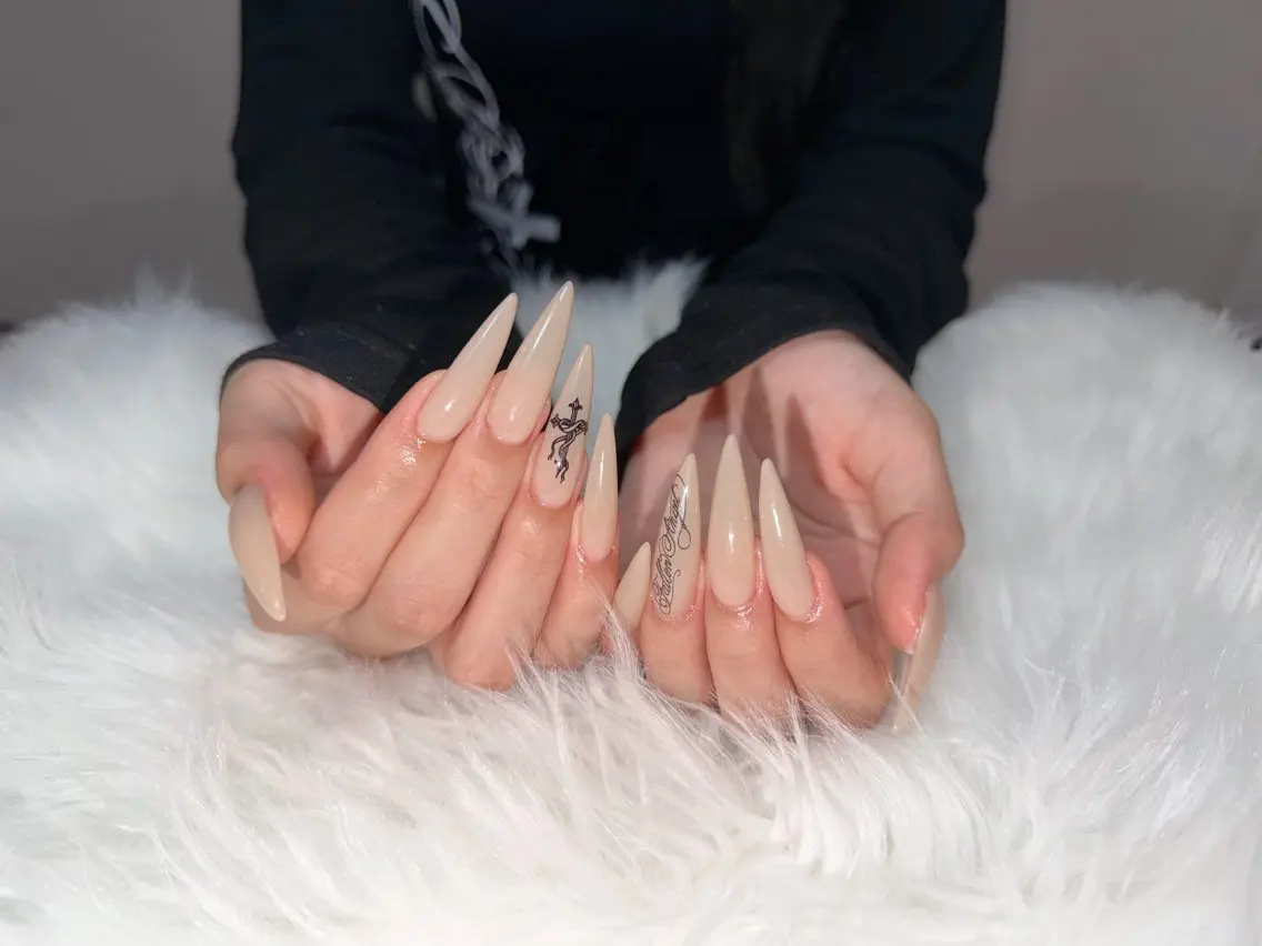 ネイル ハンドネイル BERA NAILSのネイルデザイン