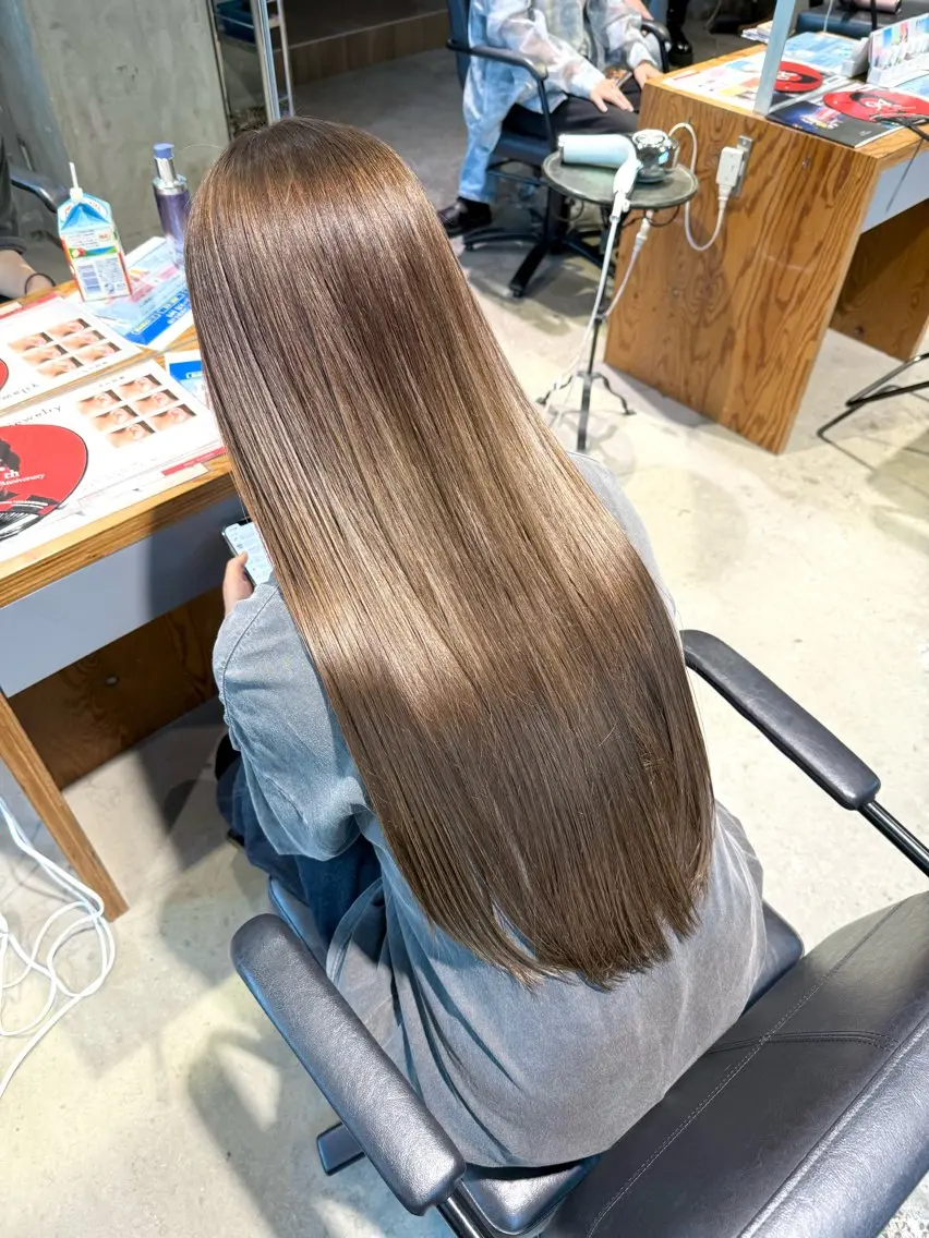 ロング カラー ウチダ ユウヤのヘアスタイル