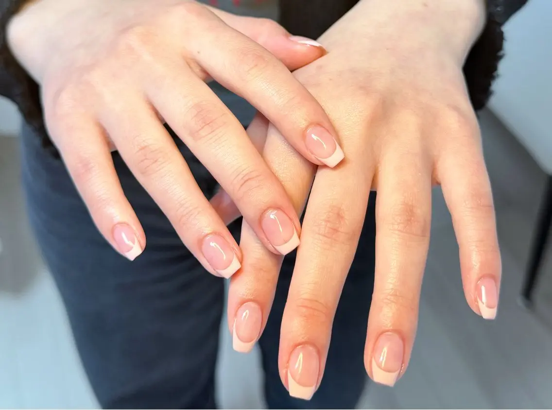ネイル アートネイル オーロラネイル チークネイル フレンチネイル ガラスフレンチ 🎀🎀YooLi Nail Salonのネイルデザイン