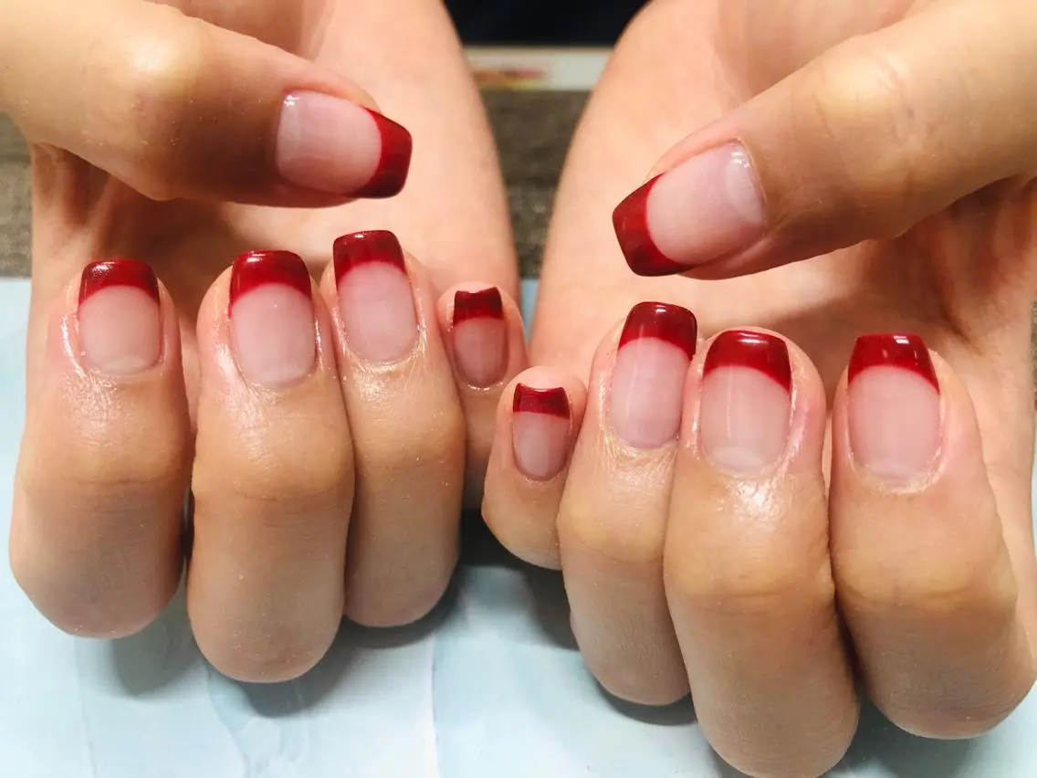 ネイル ボルドー フレンチネイル mogunail &blowのネイルデザイン
