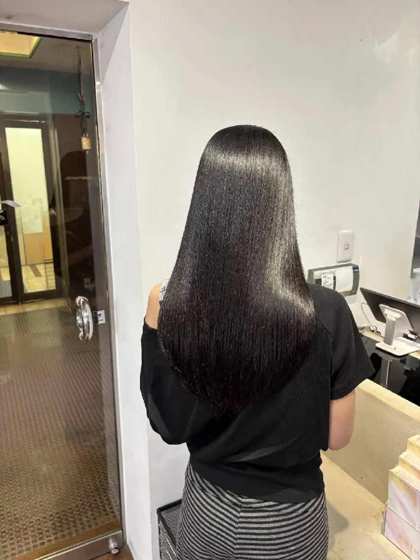 ロング 小河 恵子のヘアスタイル