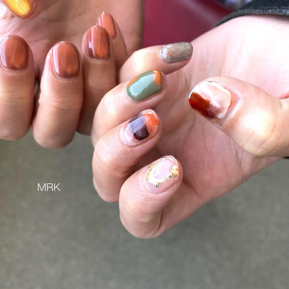 ショート ネイル ミラーネイル ニュアンスネイル MARUKO nailのネイルデザイン
