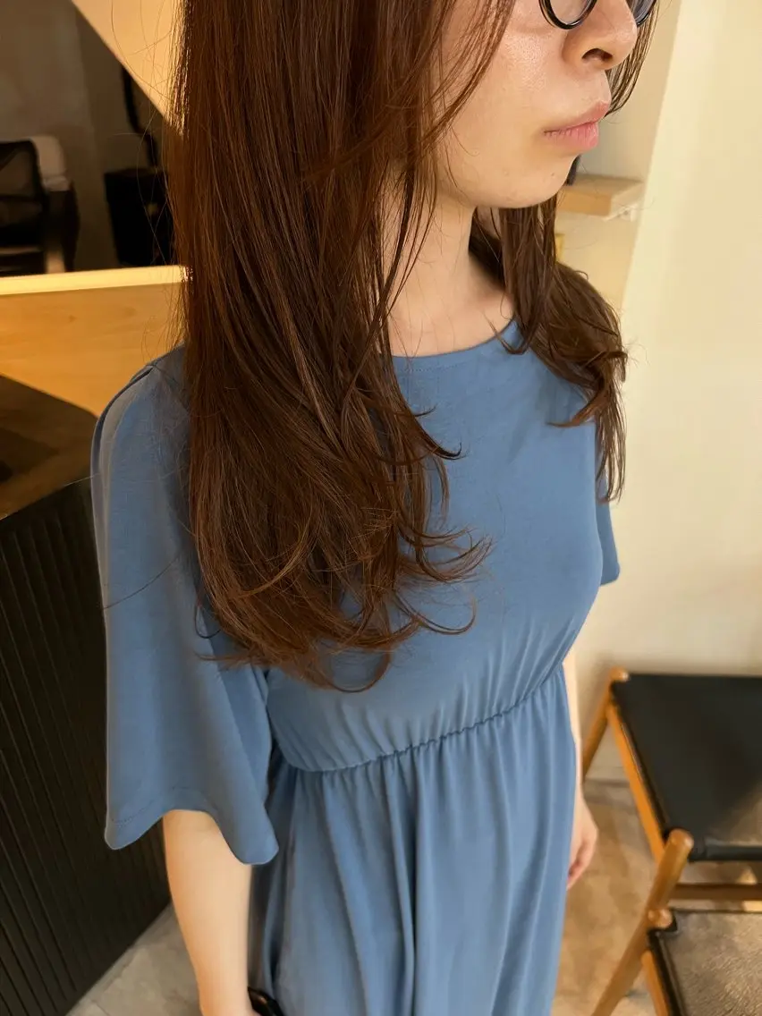 ロング 稲毛田 楓のヘアスタイル