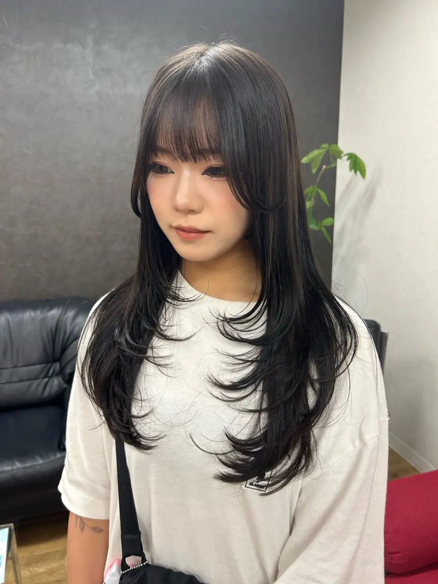 ロング カラー レイヤー/インナー カラー🦋ルイのヘアスタイル