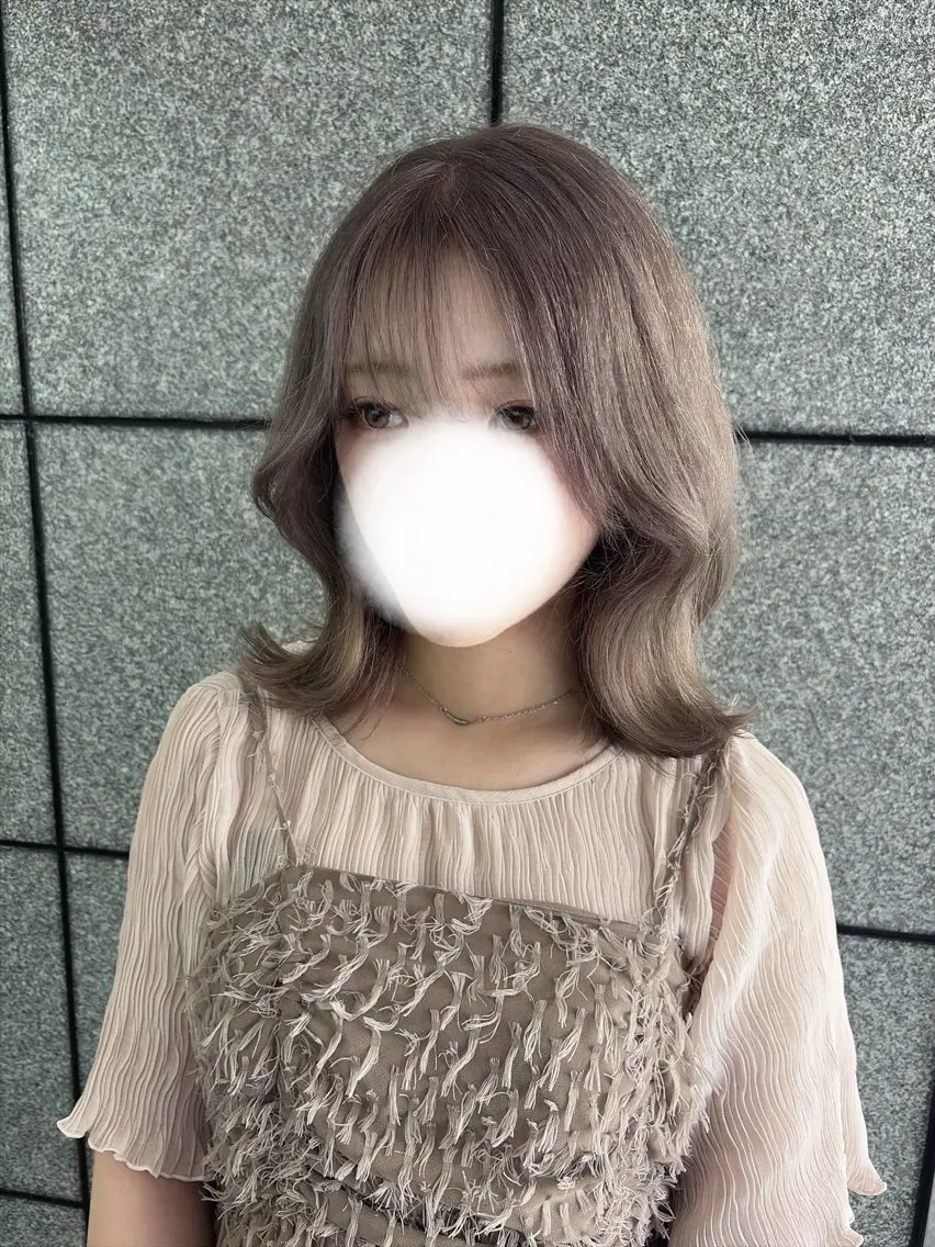 【カラーモデル】ブリーチありカラー+2step トリートメントの写真