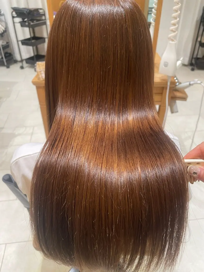 ロング トリートメント オオトミ ホノカのヘアスタイル
