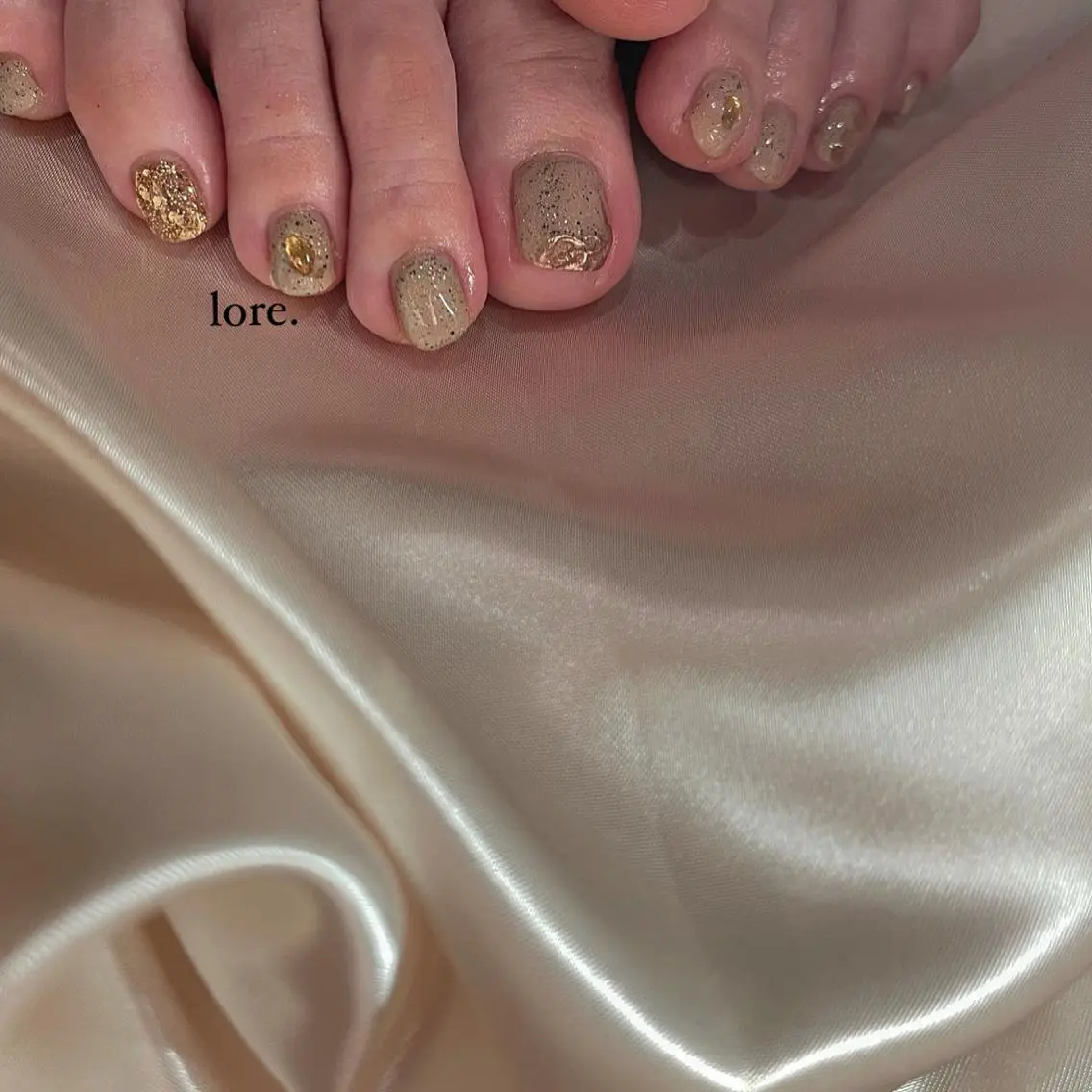ネイル フットネイル lore. nailのネイルデザイン