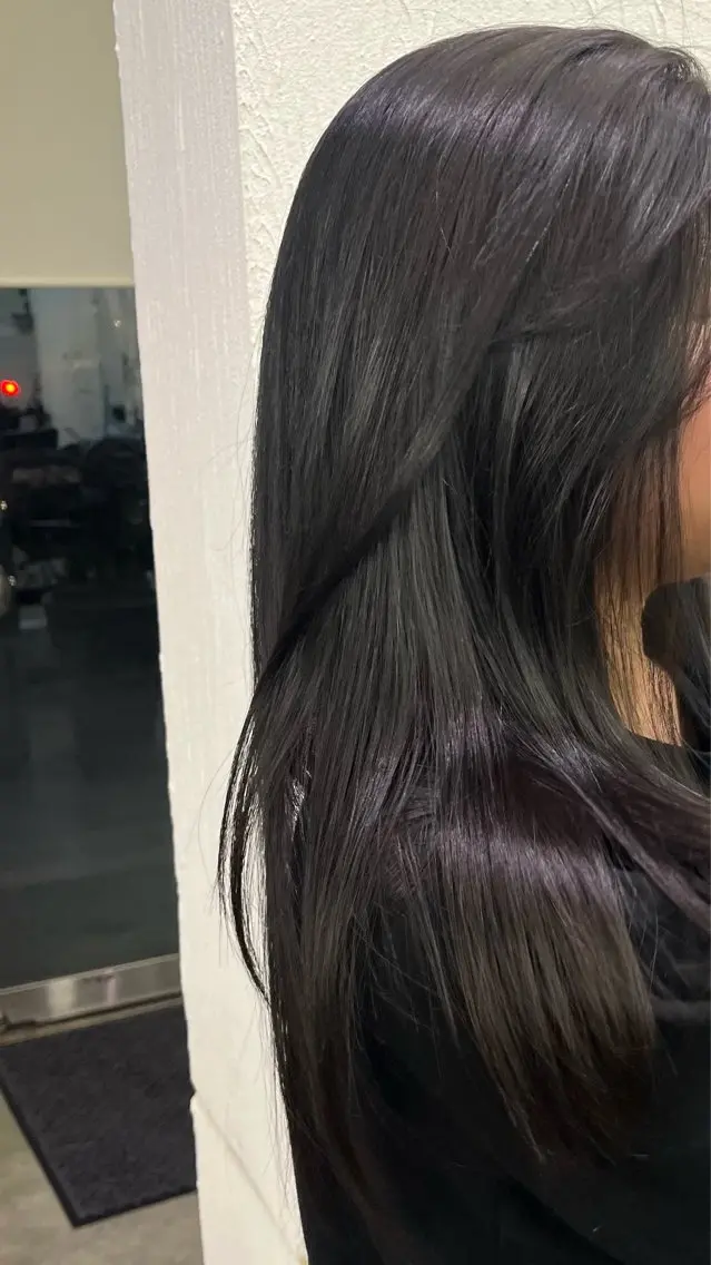 ロング カラー 猪口 純のヘアスタイル