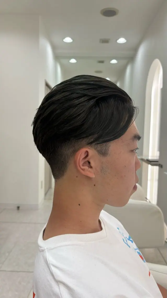 カラー メンズ オリーブカラー ヘアカラー トリートメント FORCE 青木明日翔のヘアスタイル