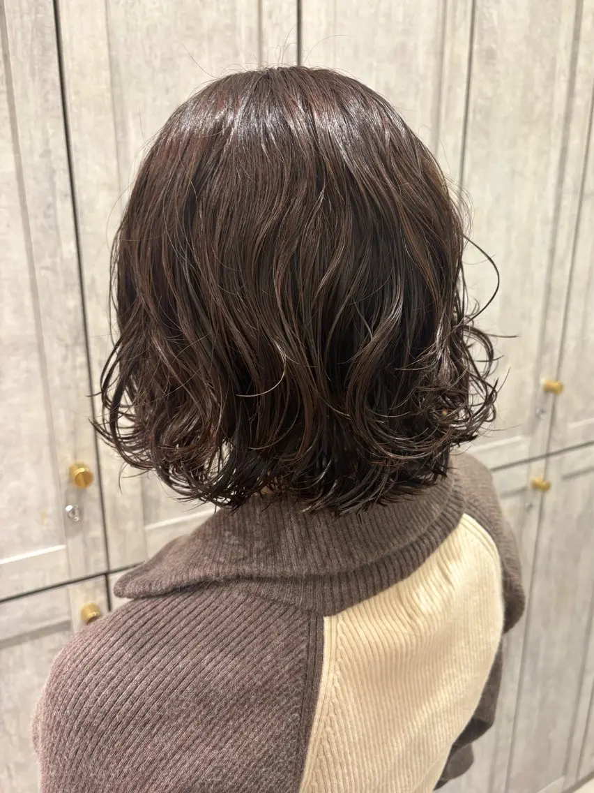 ショート カラー パーマ 赤み消しカラー/ レイヤー/柳澤優名のヘアスタイル