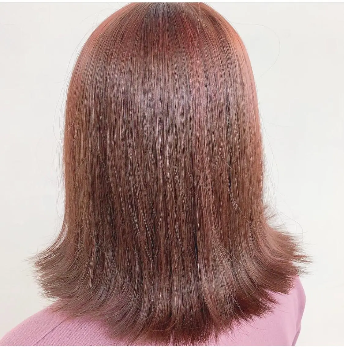 ミディアム カラー ヘアアレンジ ピンクカラー 那須 颯太のヘアスタイル