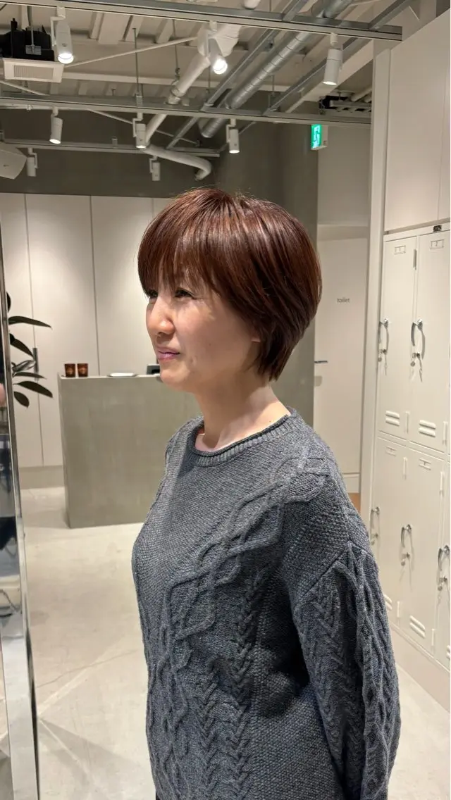 カラー 塔尾 真那のヘアスタイル