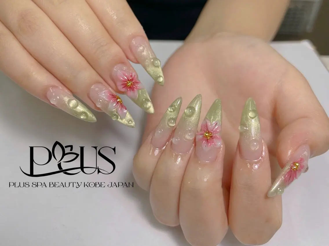 ネイル ジェルネイル ガーリー キラキラネイル 韓国ネイル マグネットネイル ハンドネイル PLUSSPA ANHのネイルデザイン