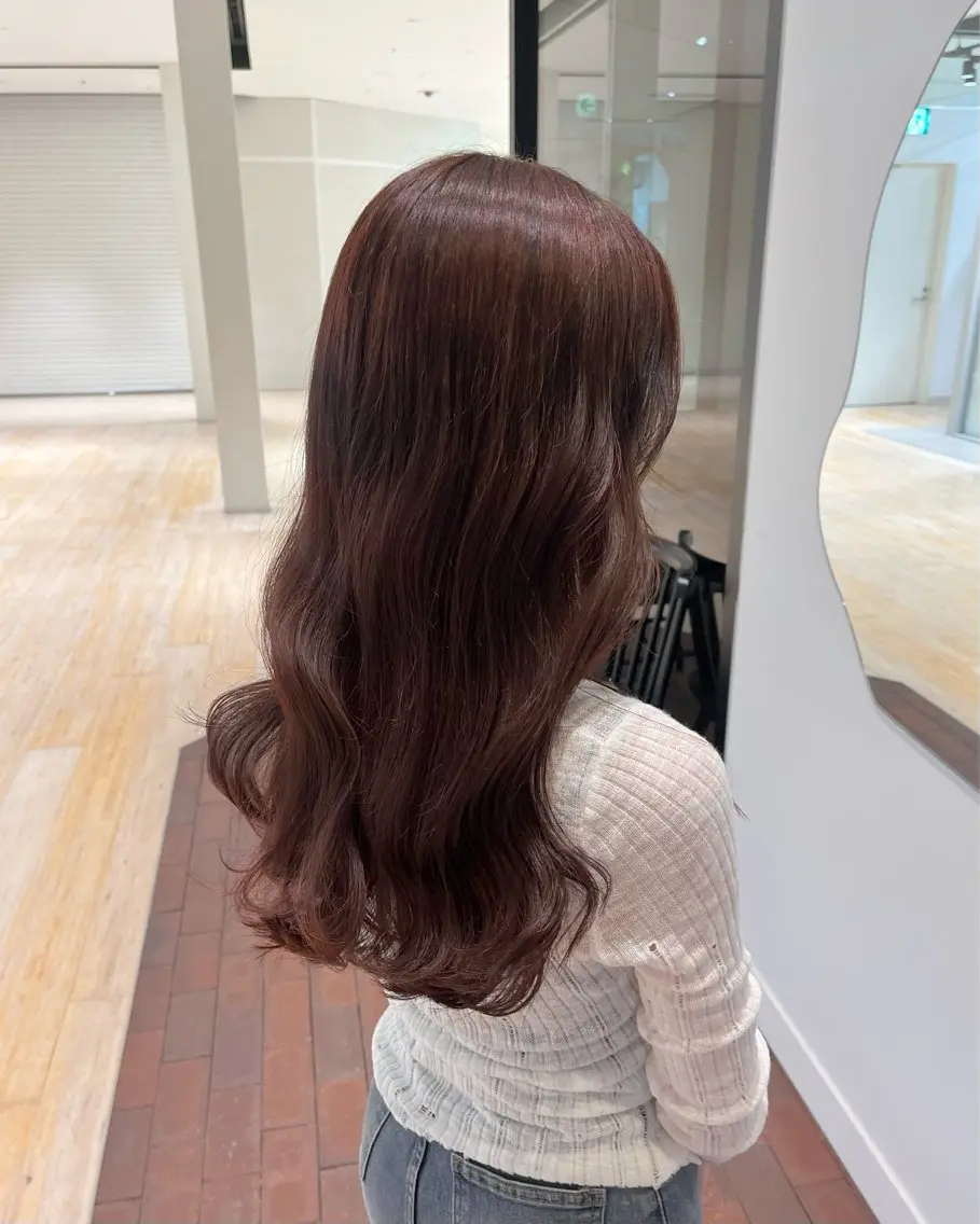 ロング カラー レッドカラー 谷口晴美 ピンク / 透明感カラーのヘアスタイル