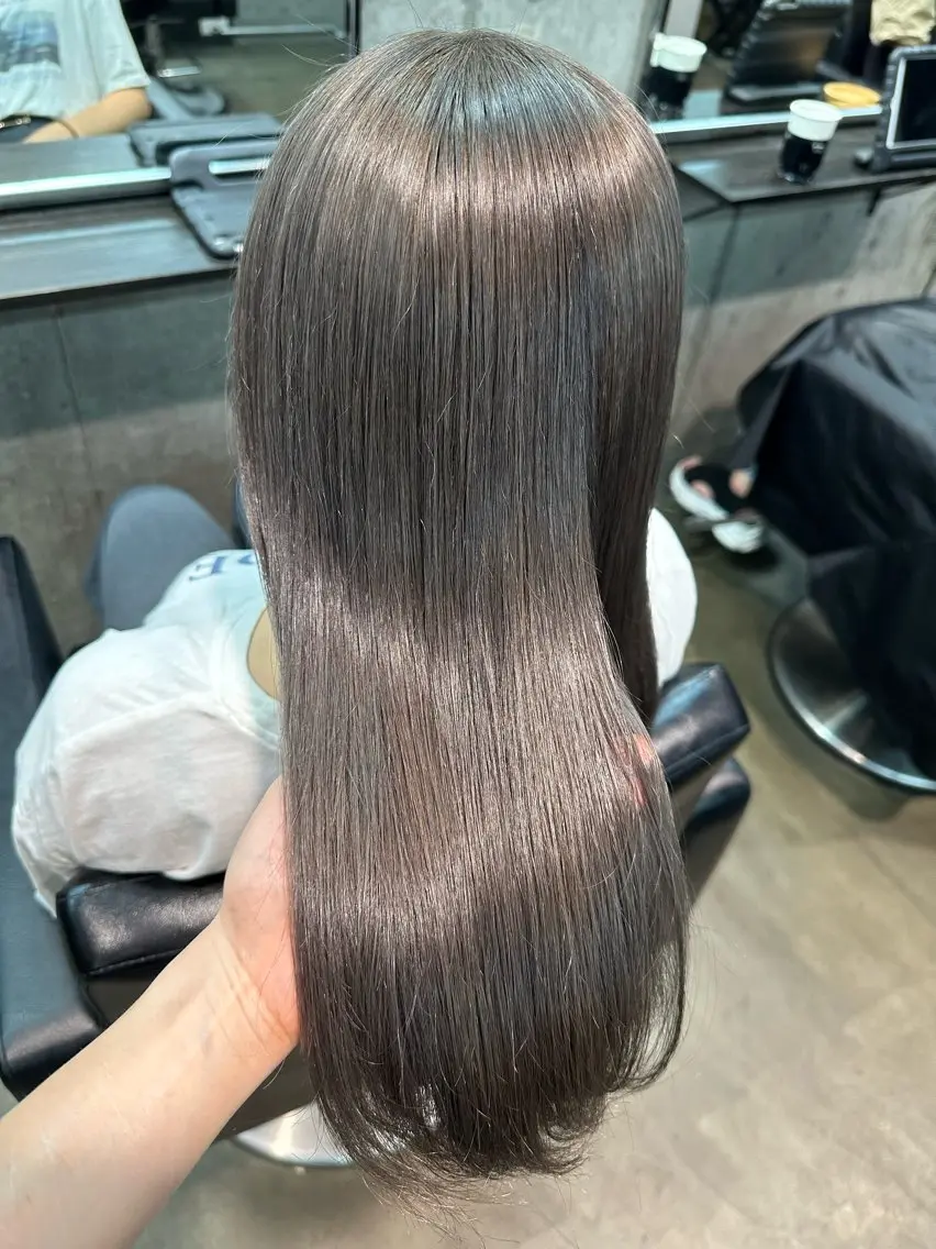 ミディアム ヘアカラー トリートメント 🫧透明感カラー/ エクステ🫧アサミ️のヘアスタイル