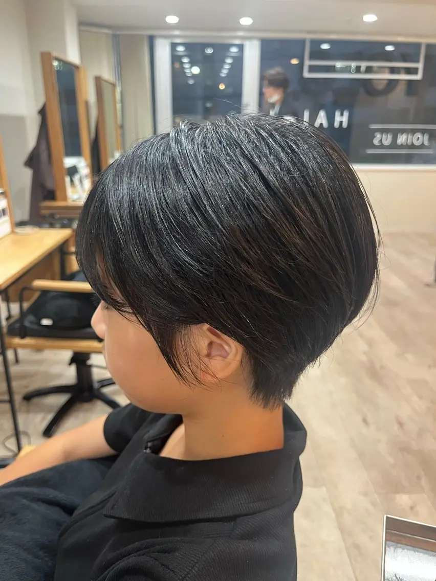 ショート カット カンノ シュンのヘアスタイル