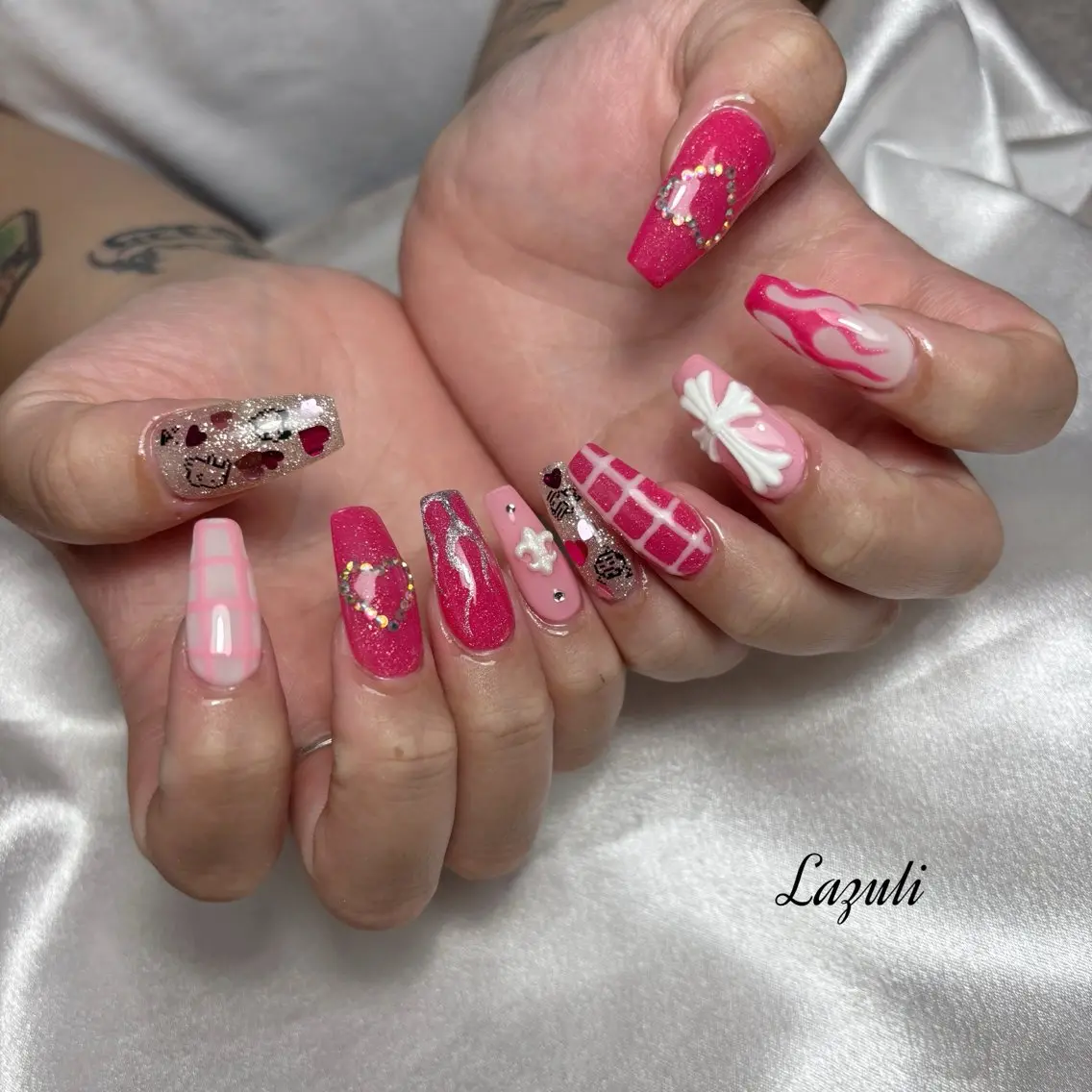 ロング ハンドネイル Lazuli 💎のネイルデザイン