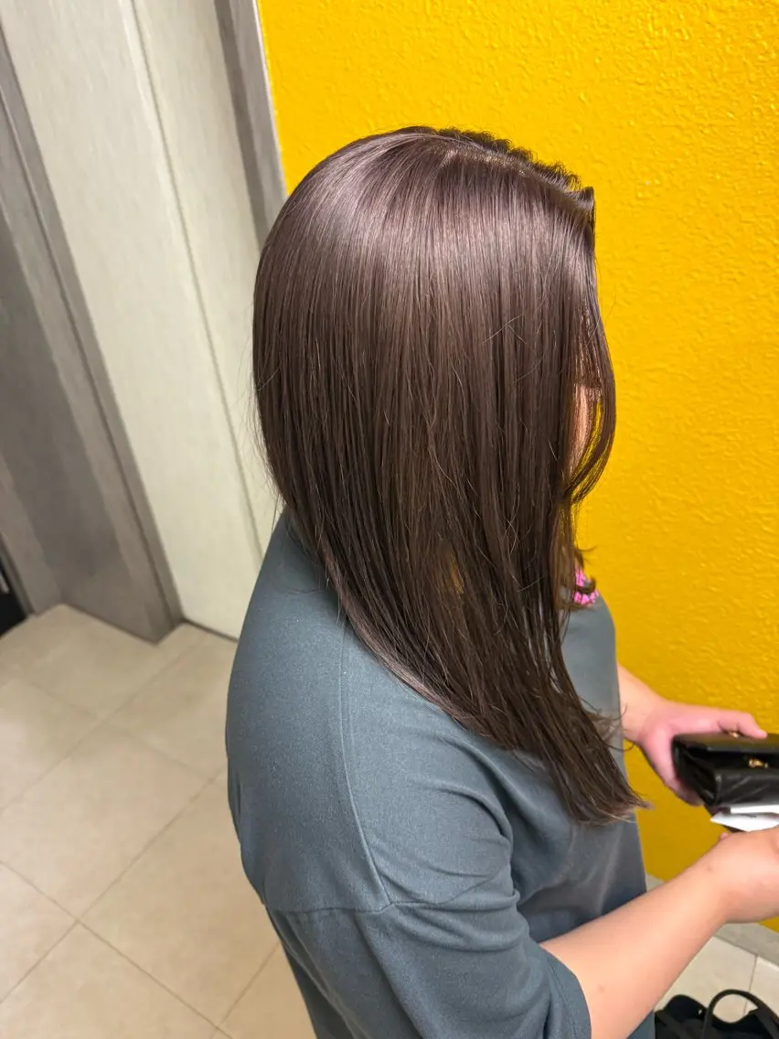 ロング カラー カット ヘアカラー カ ズ サ ✴︎のヘアスタイル