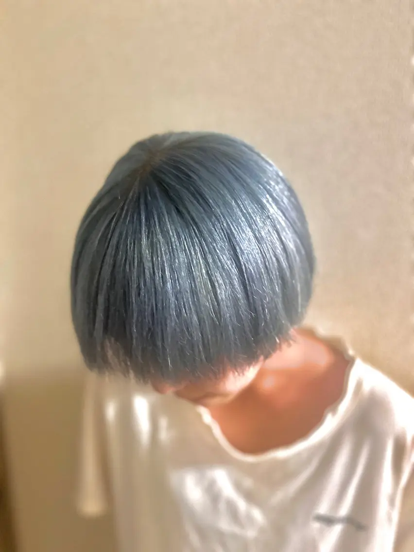 ブリーチ込みWカラー+髪質改善ケアトリートメント（肩までの長さ）の写真