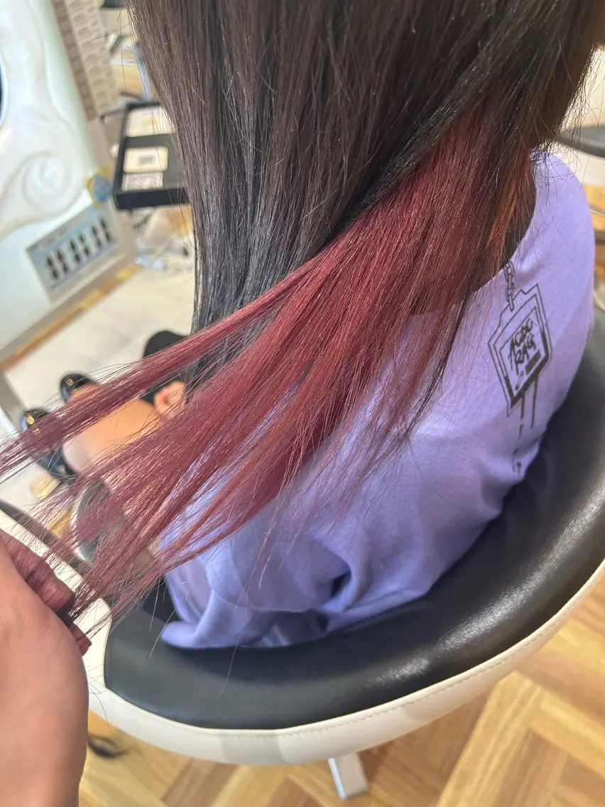 ロング ヘアカラー 福森 みずきのヘアスタイル