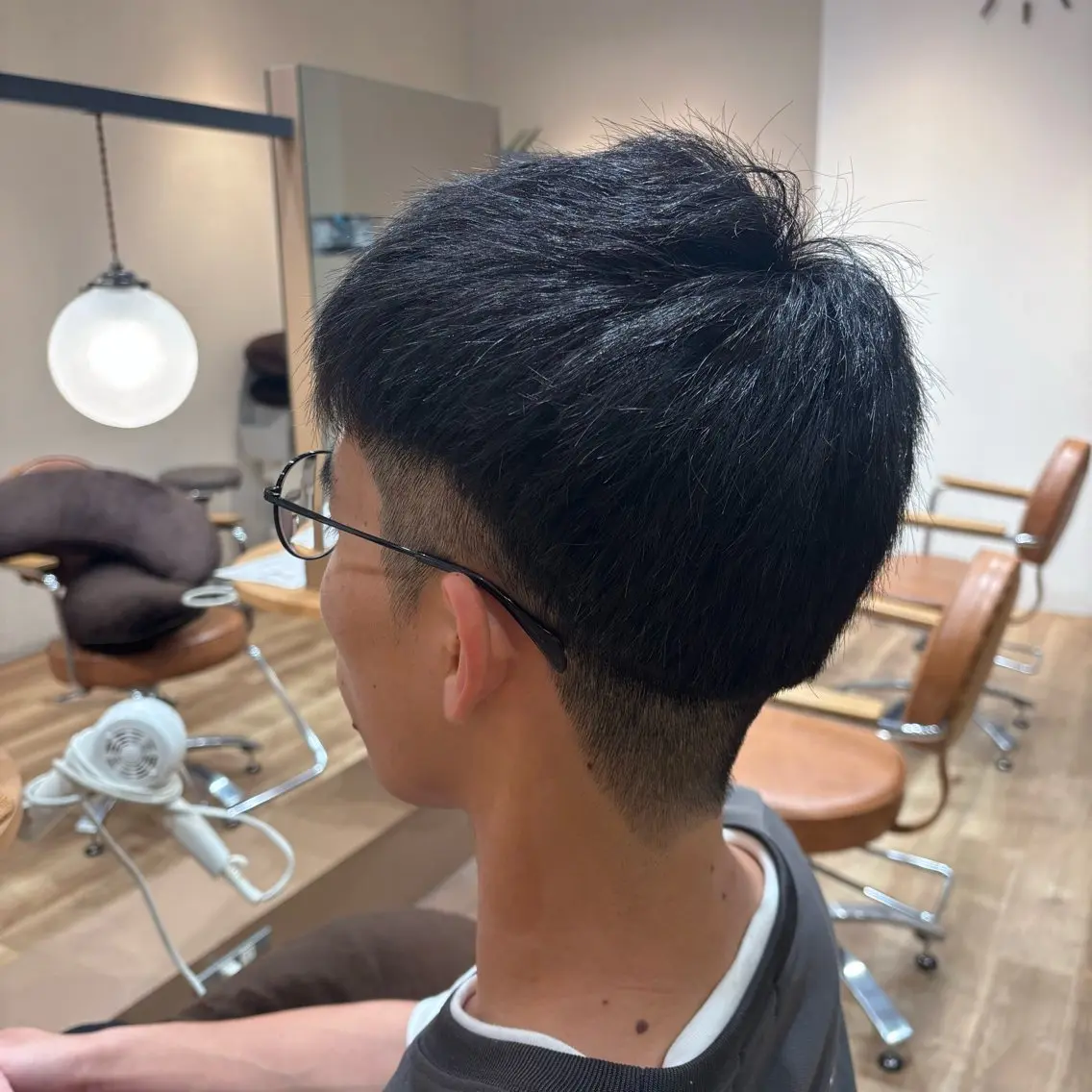 メンズ 小西 七菜子のヘアスタイル