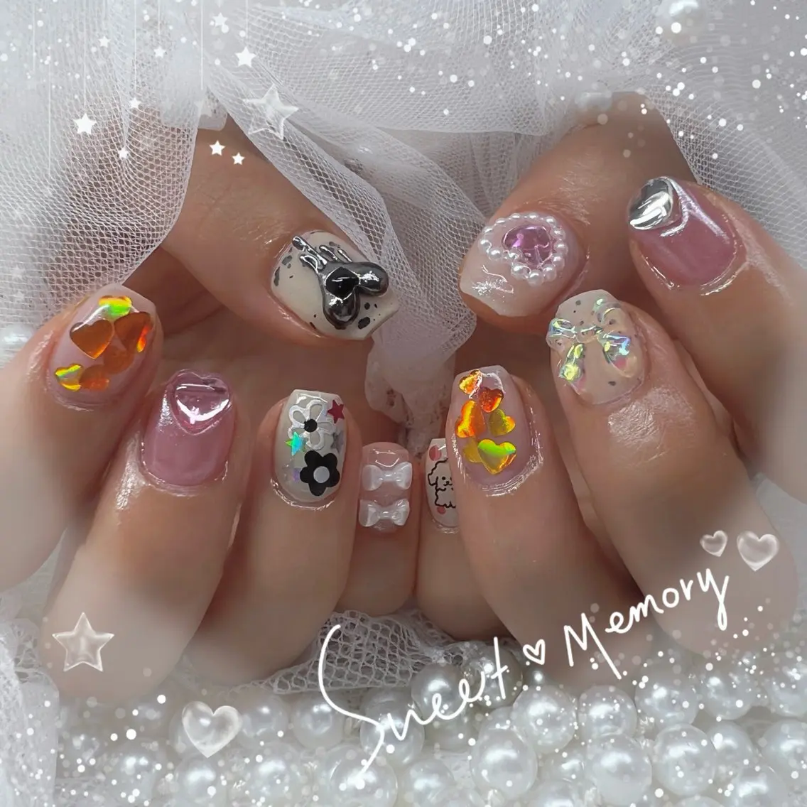 ネイル チークネイル フレンチネイル ガーリー ガラスフレンチ グラデーション Chill Nailsalonのネイルデザイン