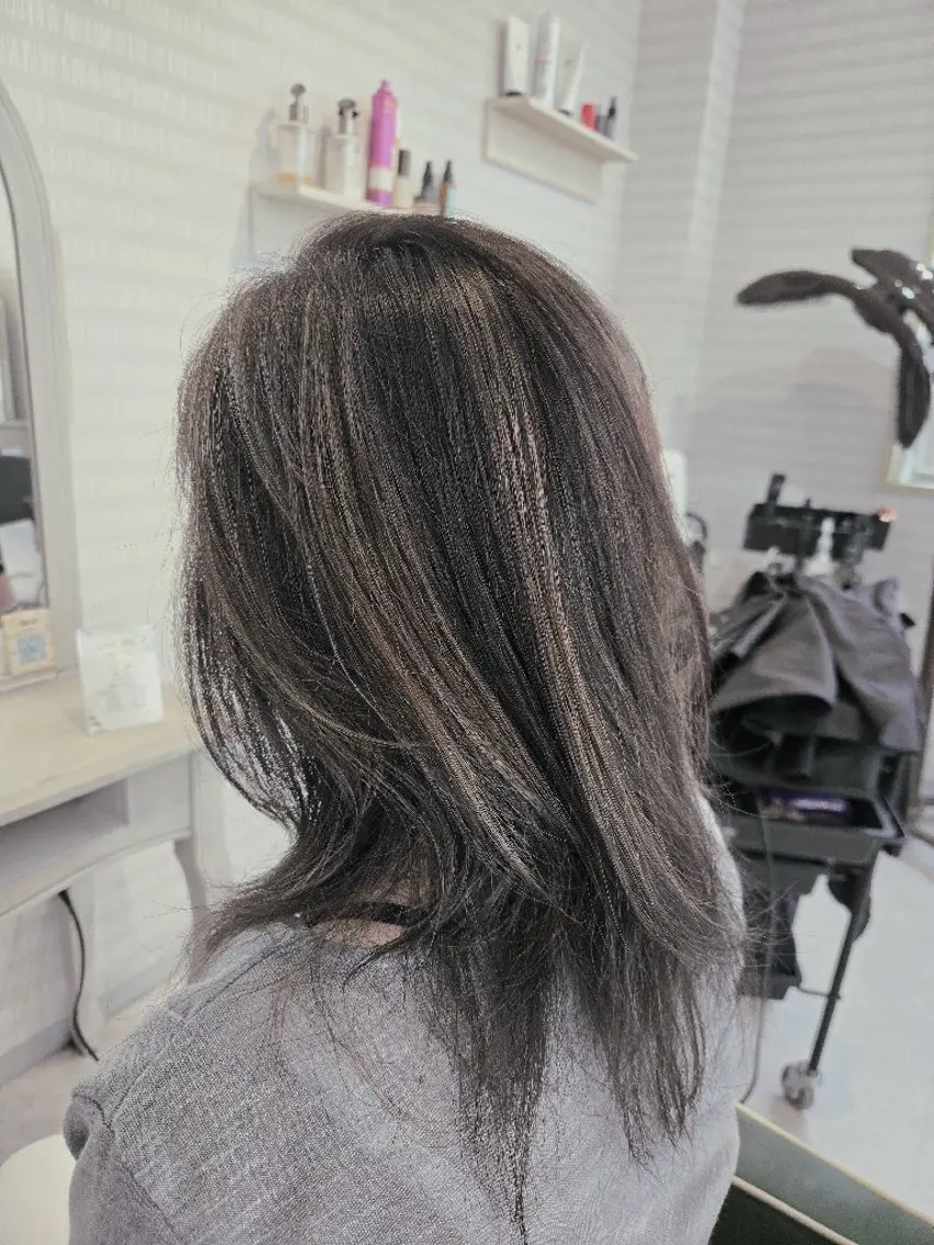 ロング カット ヘアカラー トリートメント ハイライトならお任せ 福田 将太のヘアスタイル